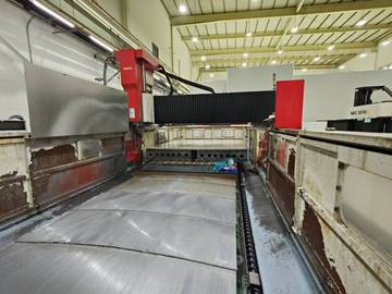 1382105_068bfe997eb7707f5316b154c71ad838